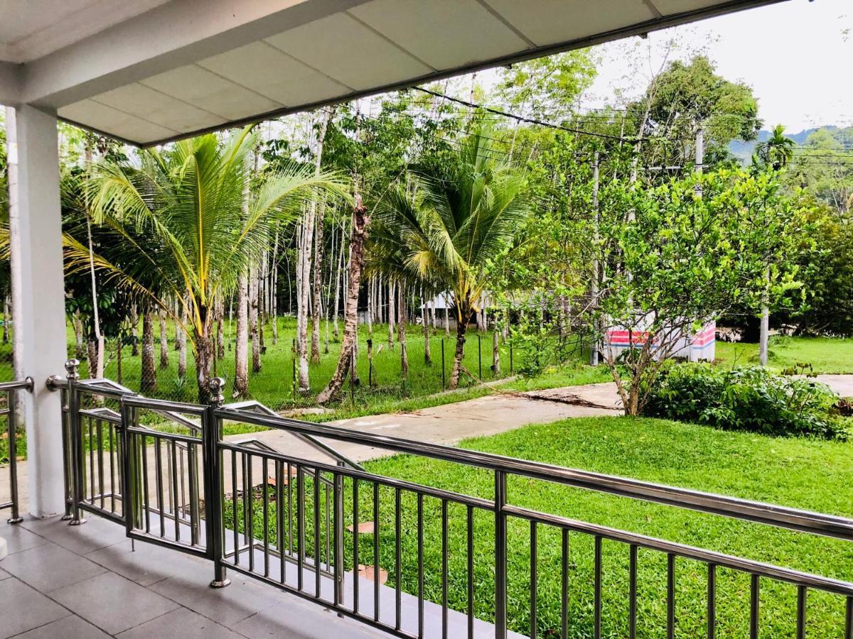 Grace Guesthouse Kota Belud Экстерьер фото