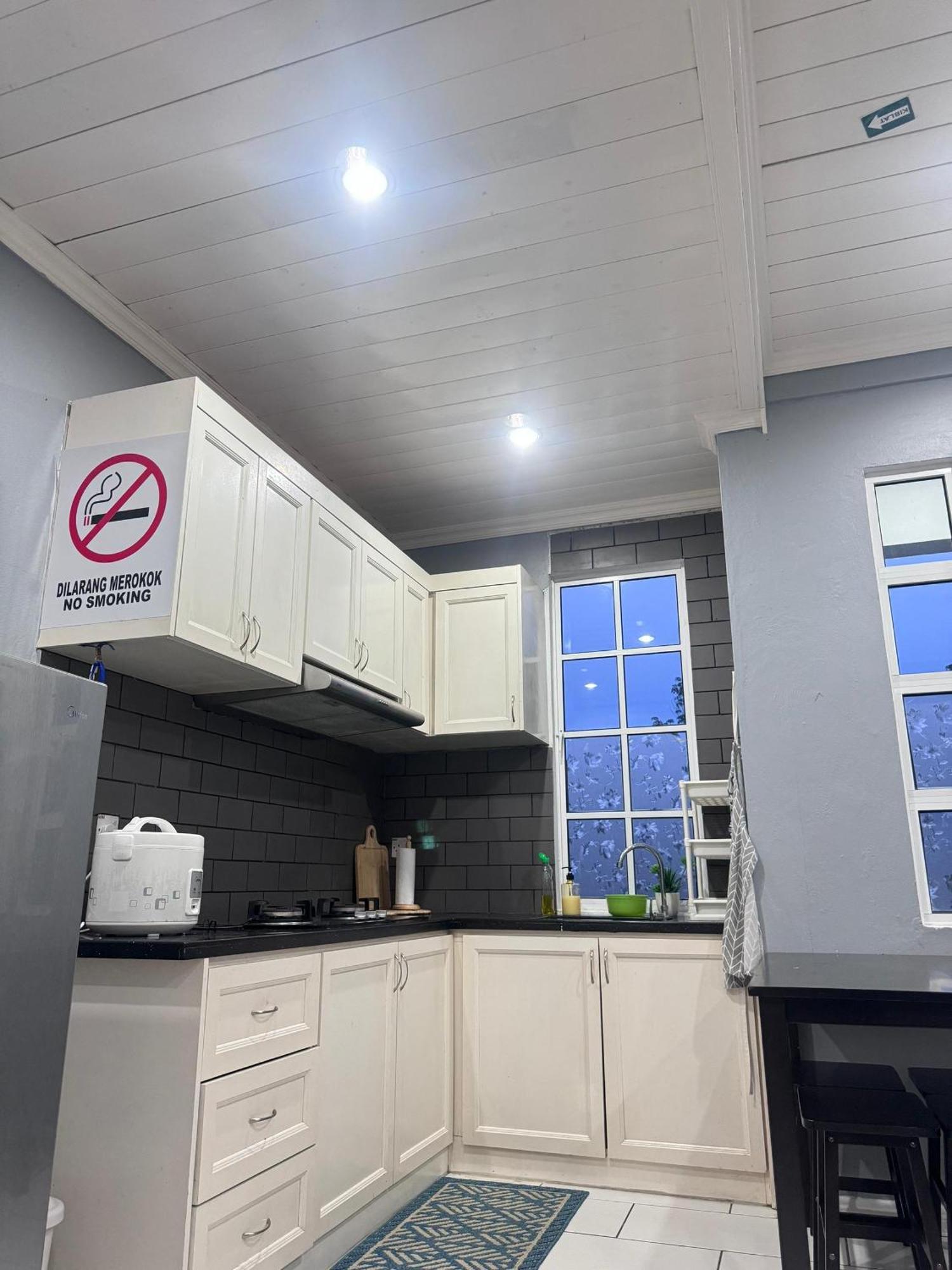Grace Guesthouse Kota Belud Экстерьер фото