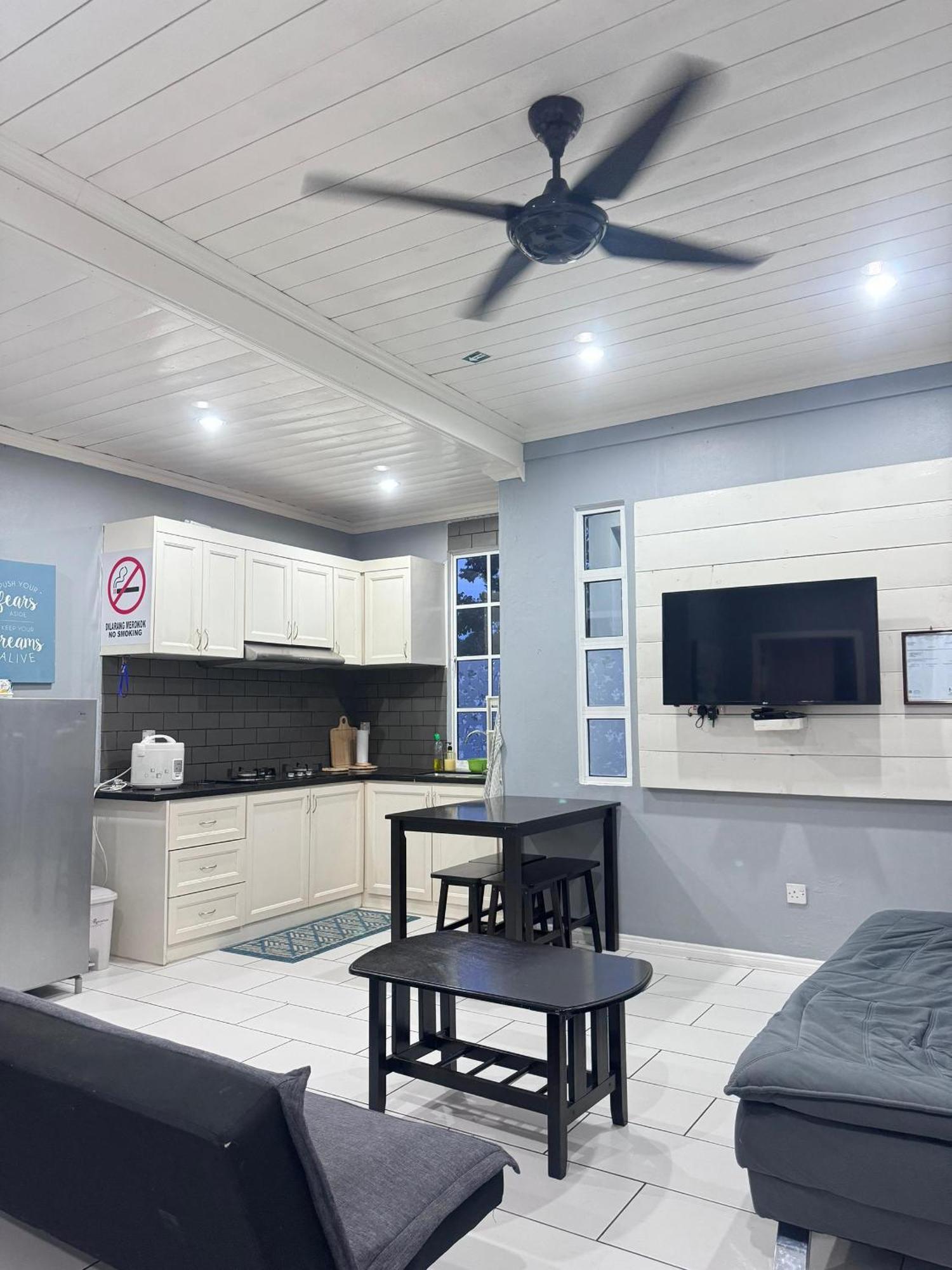 Grace Guesthouse Kota Belud Экстерьер фото